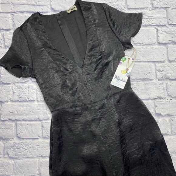 NEW Show Me Your Mumu Brianna Jumpsuit in Black - Picture 3 of 9